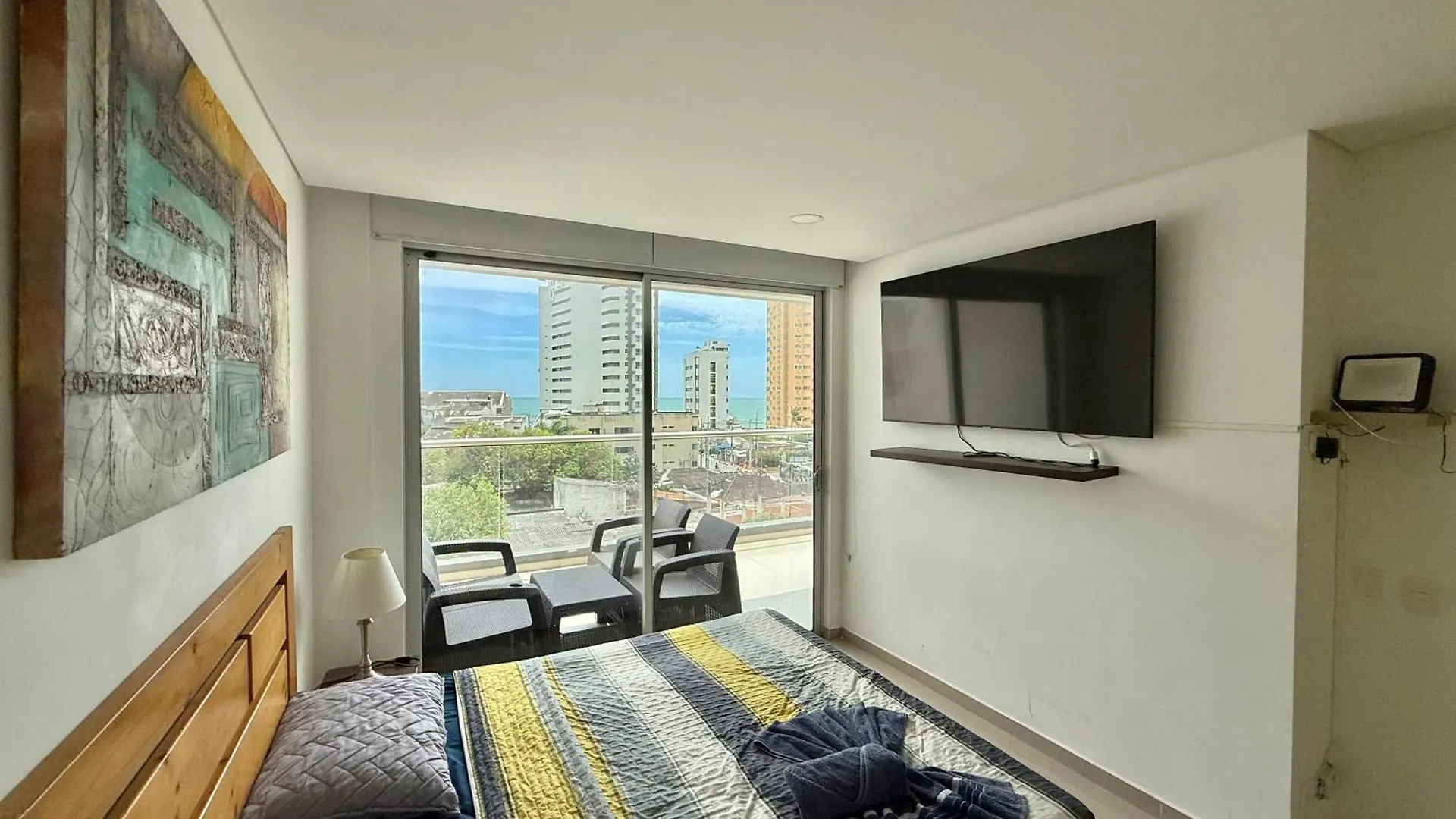 Escapate Al Paraiso! Apartamento Con Piscina A Pasos Del Mar En Marbella Cartagena