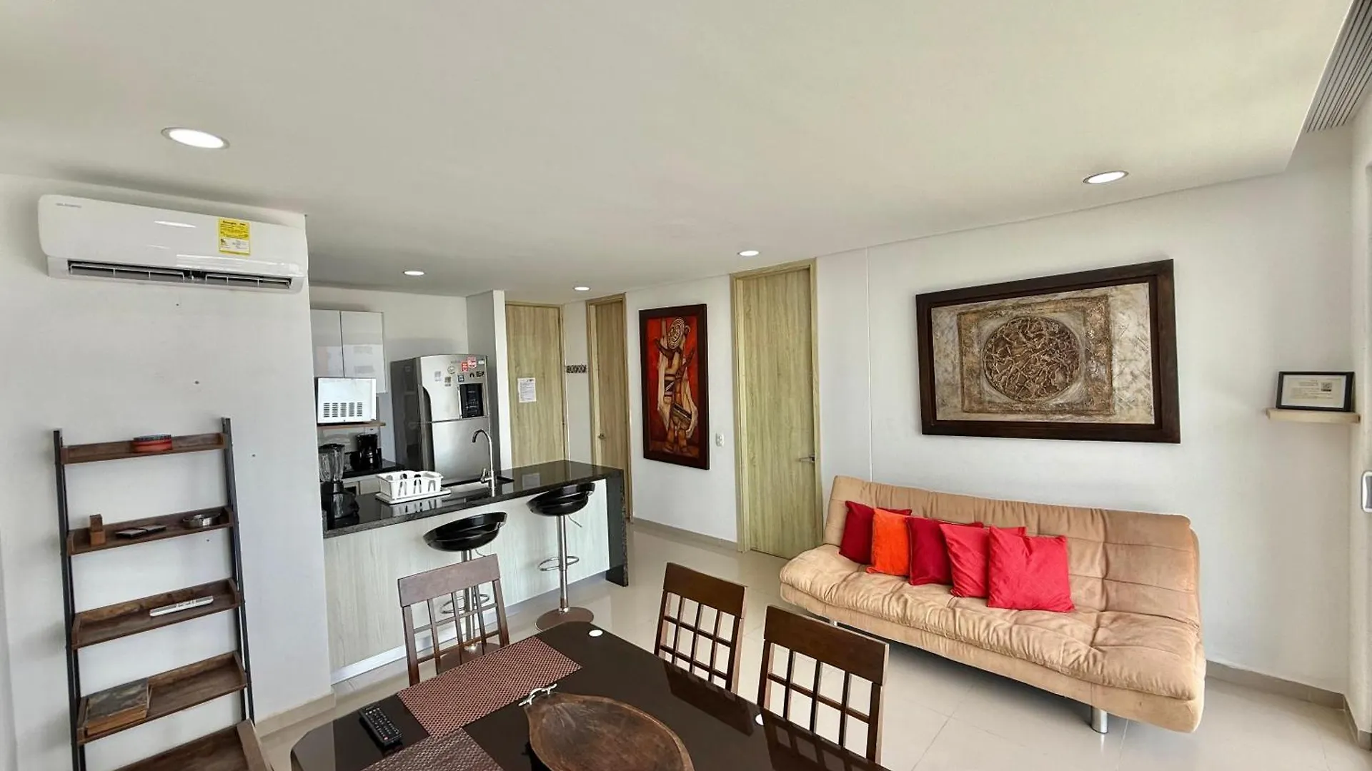 Escapate Al Paraiso! Apartamento Con Piscina A Pasos Del Mar En Marbella Cartagena