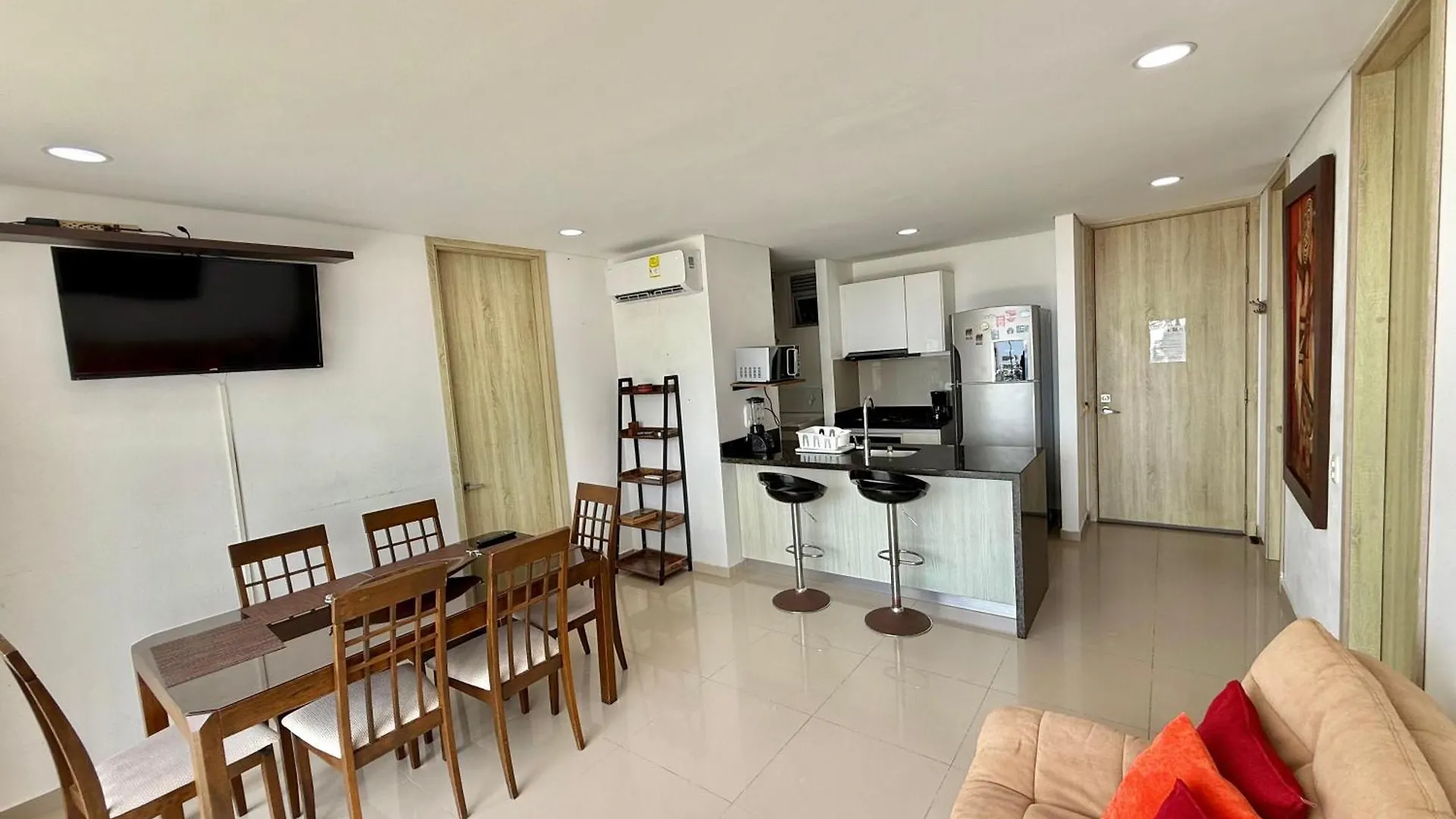 Escapate Al Paraiso! Apartamento Con Piscina A Pasos Del Mar En Marbella Cartagena