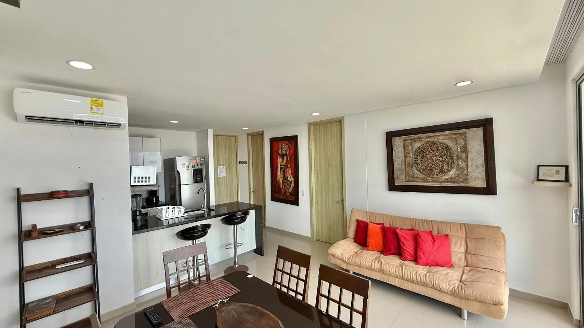 Escapate Al Paraiso! Apartamento Con Piscina A Pasos Del Mar En Marbella Cartagena Appartamento